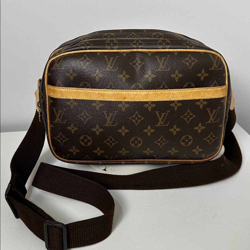 💯 Authentic Louis Vuitton Reporter  w/ Free LV Wallet🍀 - Picture 14 of 16